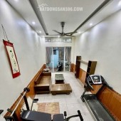 NHÀ GẦN PHỐ TÔN THẤT TÙNG_47m2 x 4T_GẦN Ô TÔ_NGÕ THÔNG, nhỉnh 10 tỷ